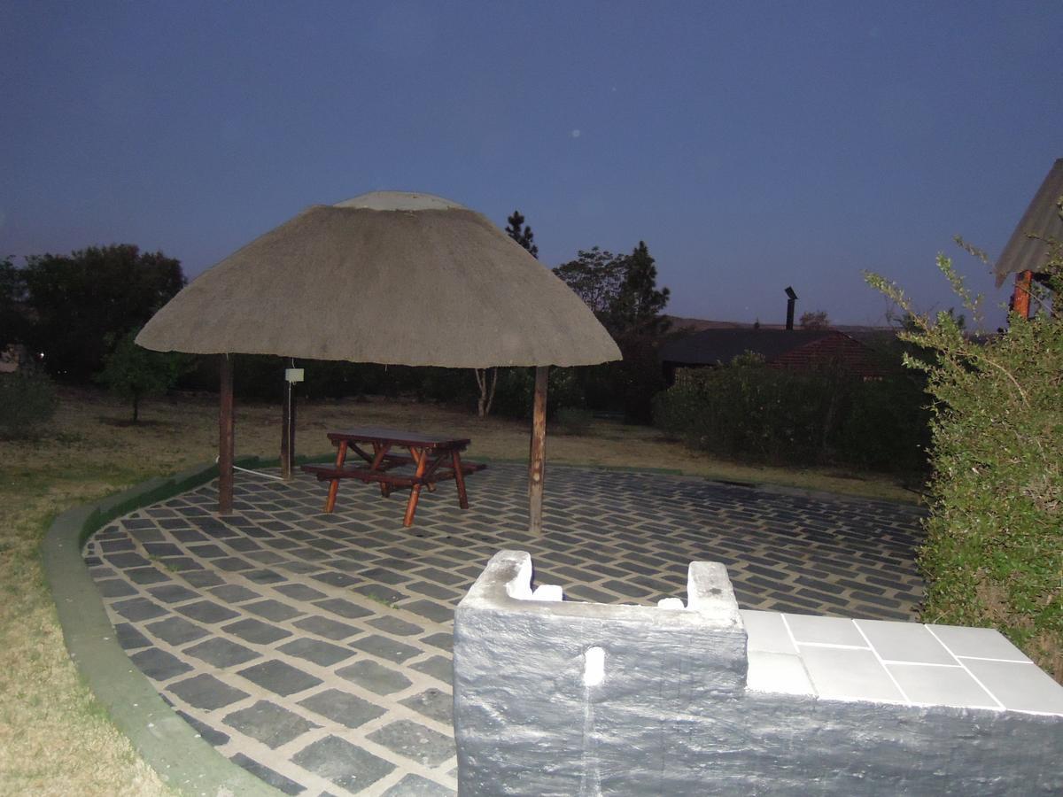 Nullarbor Cottages 马加利斯堡 外观 照片